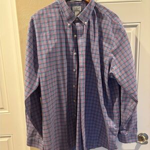 L.L. Bean Men's Blue and Red Plaid Shirt Wrinkle-free fabric